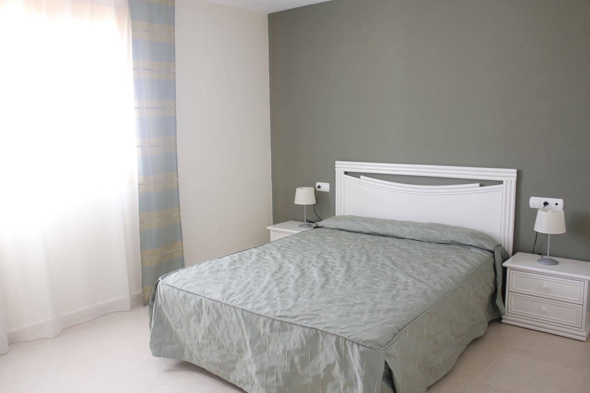 Apartamentos Ambar Beach Unitursa Calpe Kültér fotó